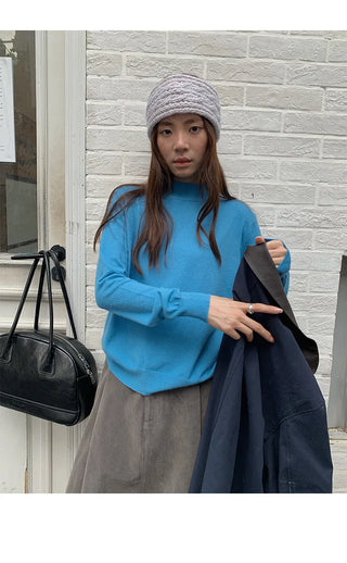 half turtleneck sweater