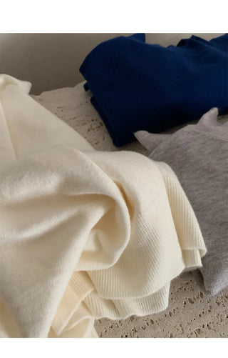 half turtleneck sweater