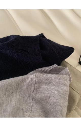 half turtleneck sweater