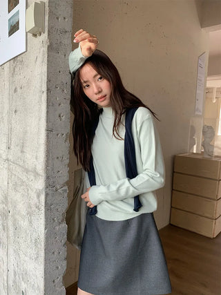 half turtleneck sweater