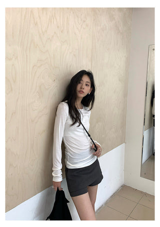 flower embroidered tee