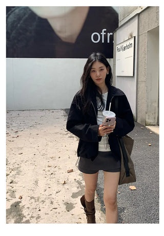 flower embroidered tee