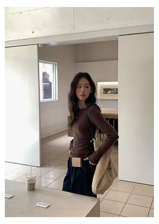 flower embroidered tee