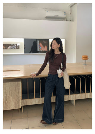 flower embroidered tee