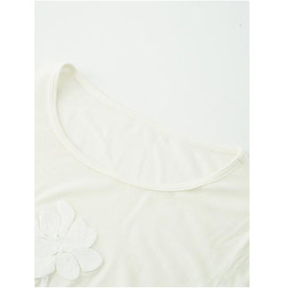 flower embroidered tee