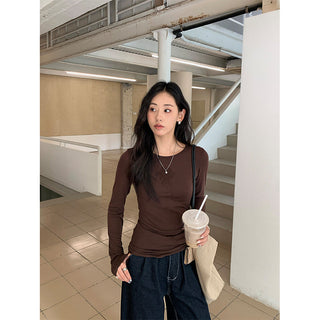 flower embroidered tee