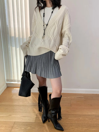 twist V-neck sweater