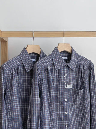 contrast plaid shirt