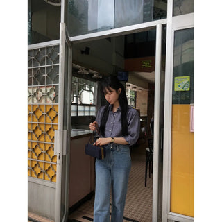 contrast plaid shirt