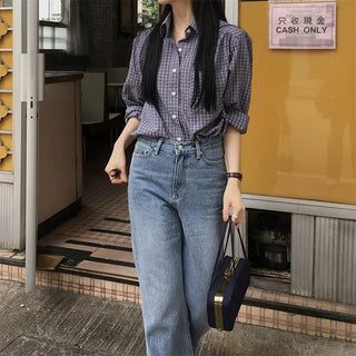 contrast plaid shirt