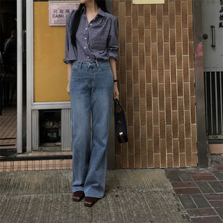 contrast plaid shirt