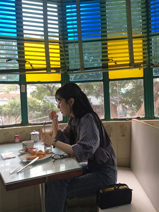 contrast plaid shirt