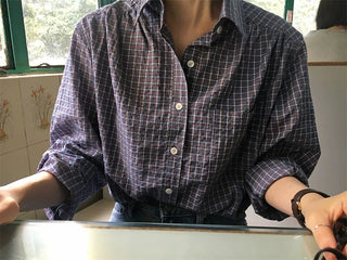 contrast plaid shirt