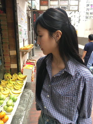 contrast plaid shirt