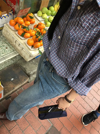 contrast plaid shirt