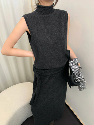 sleeveless turtleneck vest