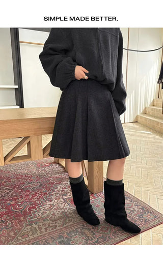 wool pleated skirt