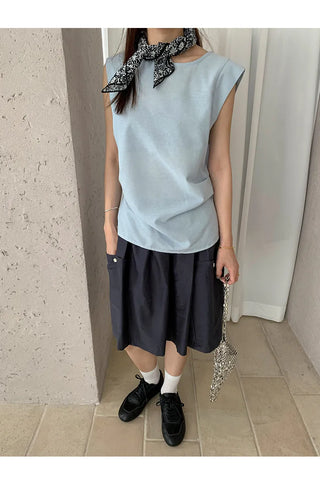 sleeveless peplum top