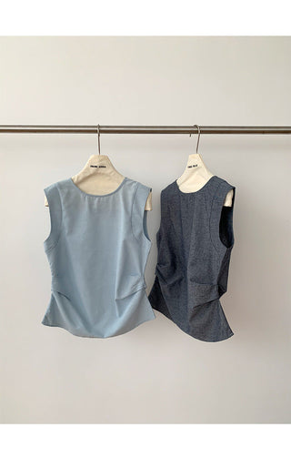 sleeveless peplum top