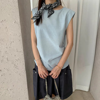 sleeveless peplum top