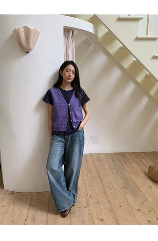 V-neck sleeveless vest