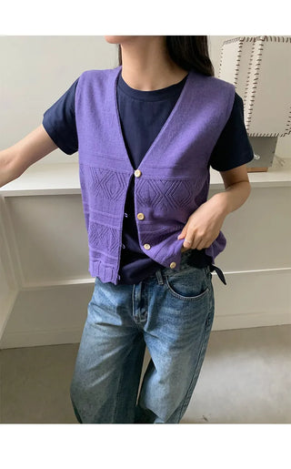 V-neck sleeveless vest