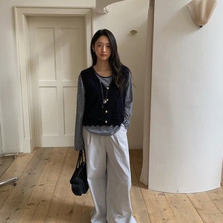 V-neck sleeveless vest