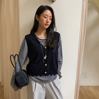 V-neck sleeveless vest