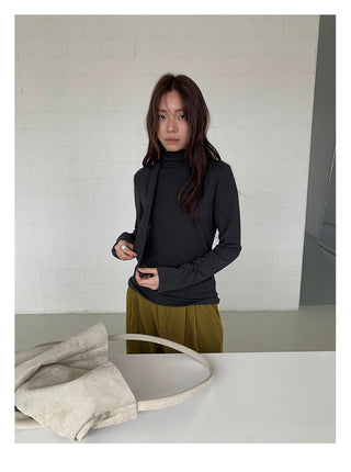 tie-neck long sleeve