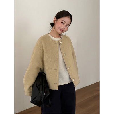 single-breasted wool coat