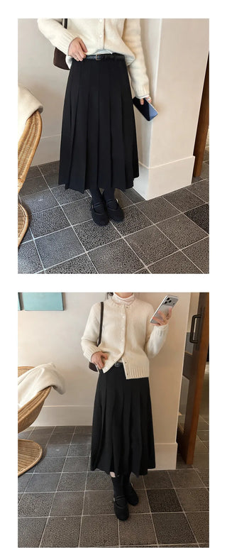 wool pleated skirt