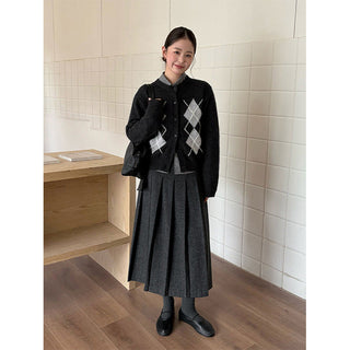 wool pleated skirt