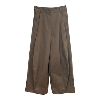 pleated wide pants