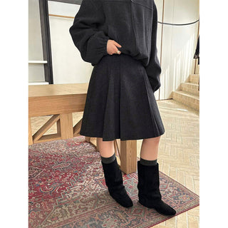 pleated wool skirt