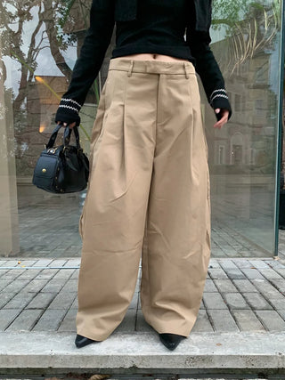 pleated wide pants