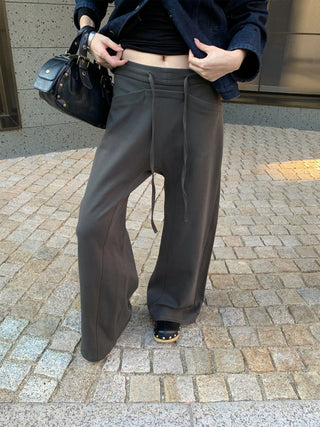 drawstring sweatpants