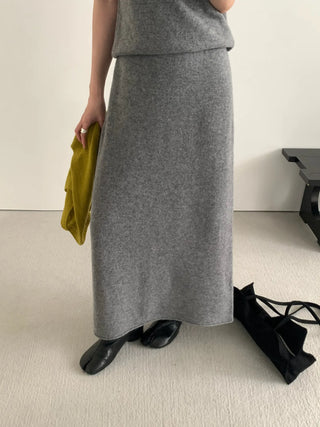 straight knit skirt