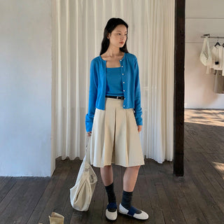 a-line pleated skirt