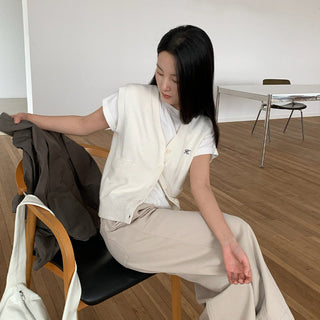 letter embroidery vest