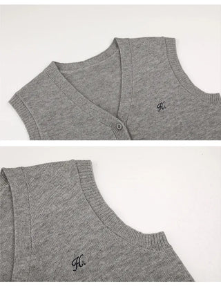 letter embroidery vest