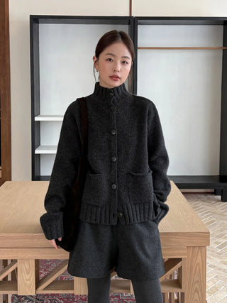 pocket turtleneck sweater