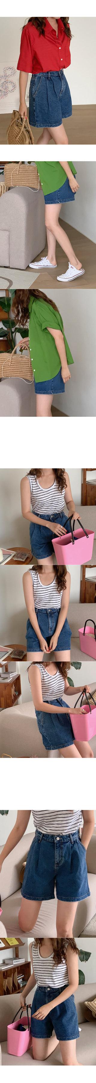 Vivid short-sleeved shirt