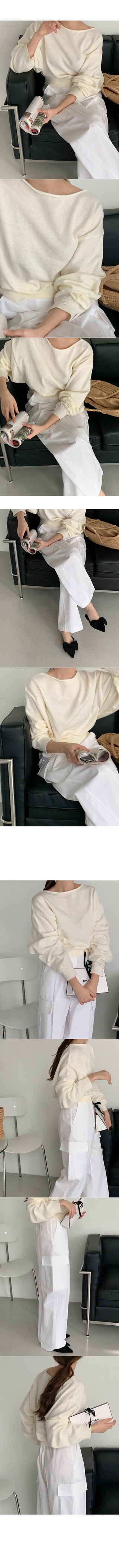 Boat neck knit top