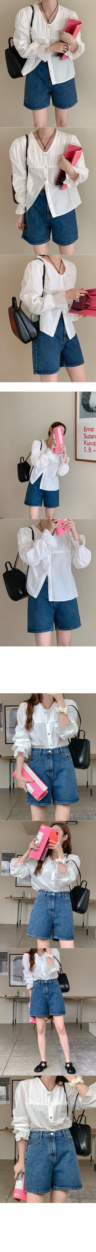 Pleated long-sleeved blouse