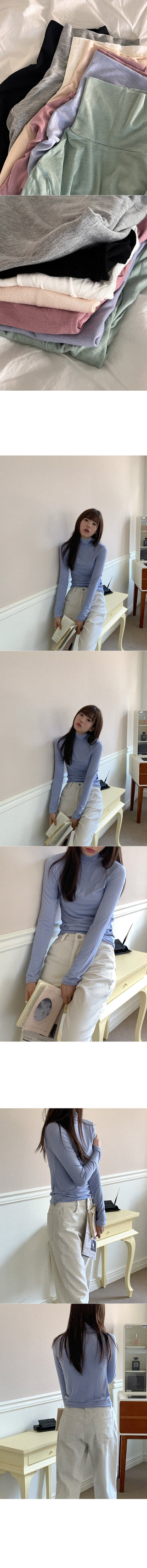 Colored turtleneck T-shirt