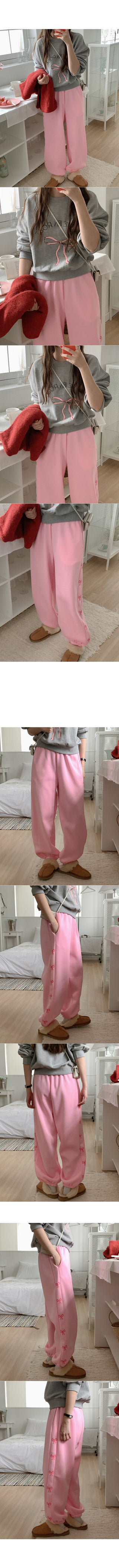 Ribbon print sweatshirt