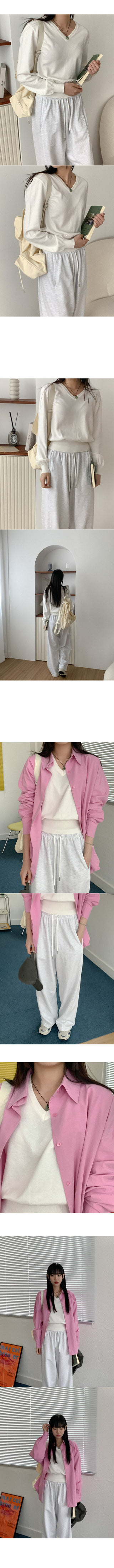 Cotton color V-neck knit