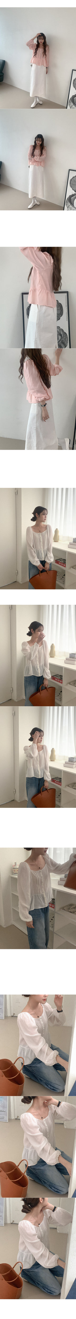 Pleated square blouse