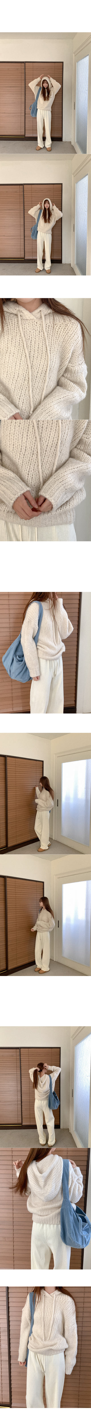Alpaca hooded knit