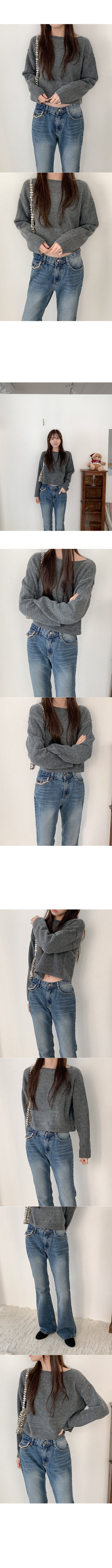 Cropped boat neck knit